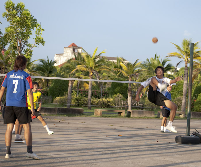 takraw player kicking